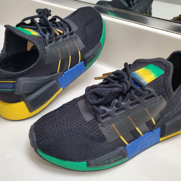 ADIDAS NMD R1 V2 GS Rio De Janeiro - Picture 2 of 13